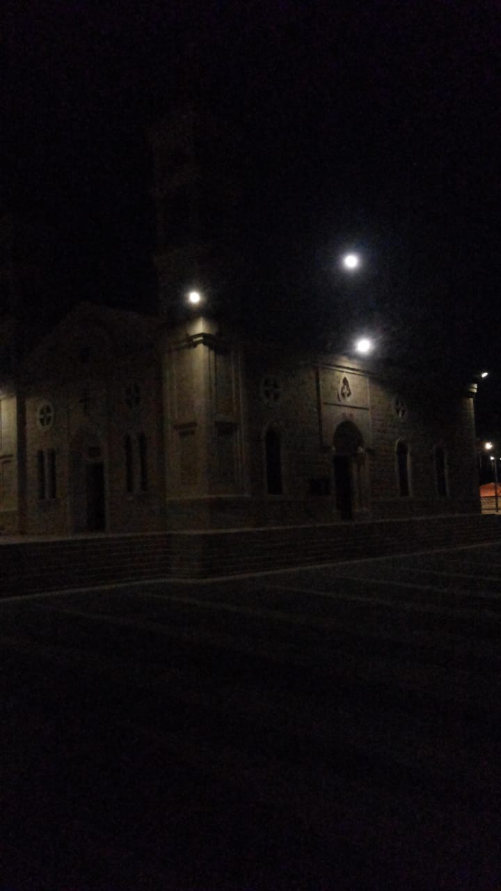 Lighting the entrance to the shrine of Our Lady of Bechwet using solar energy