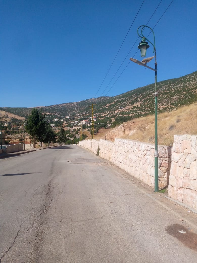 Lighting the main road of the town of Bechwet using solar energy